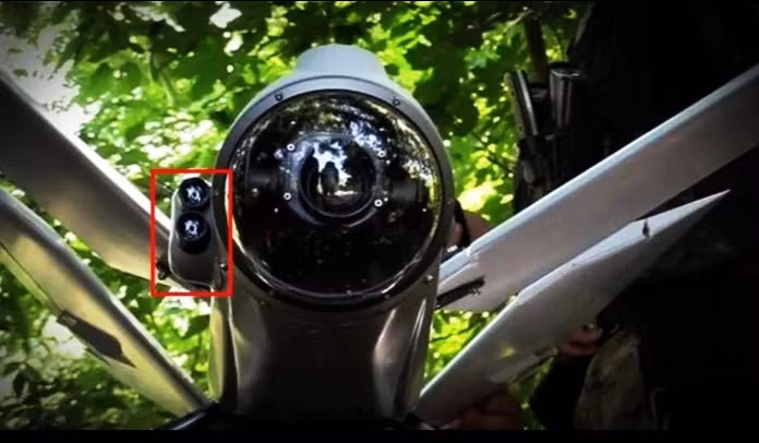 Cùng với đó, các tính năng kỹ chiến thuật của Sản phẩm 55 được khẳng định sẽ khiến nó gần như bất khả xâm phạm trước các hệ thống tác chiến điện tử của đối phương.