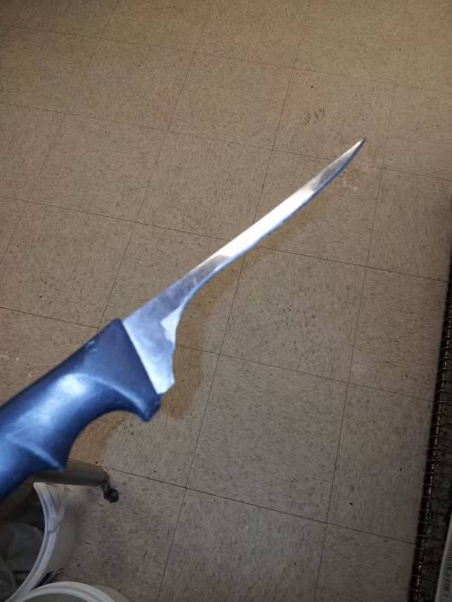 Con dao trong nhà hàng này đã bị mài dần nhiều năm qua