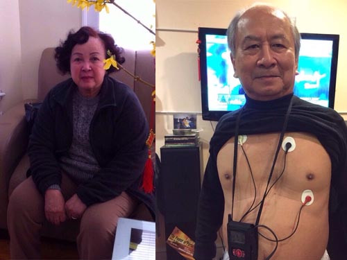 Mẹ và cha của nữ sinh viên đang hàng ngày mỏi mòn trông tin con từ nước Mỹ xa xôi. Ảnh gia đình cung cấp.