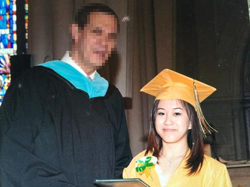 Thanh Trúc trong một lần nhận bằng cử nhân cuối khoá. Cô được đánh giá là sinh viên xuất sắc của ngành Y của một trường Đại học ở Mỹ.