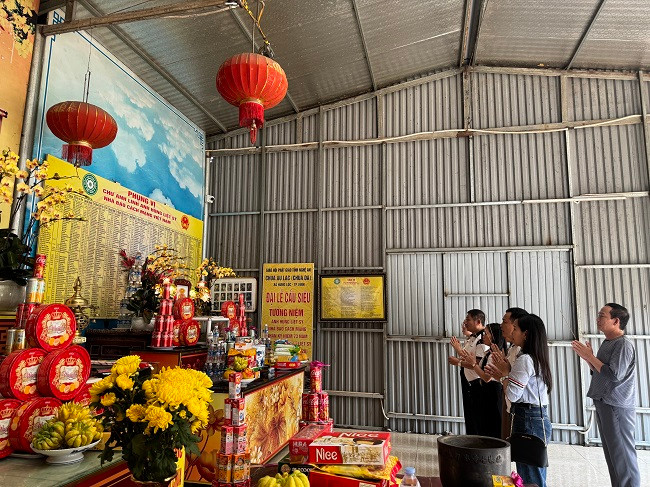 Linh thieng chua Da - noi tho tu hon 500 nha bao liet si-Hinh-4