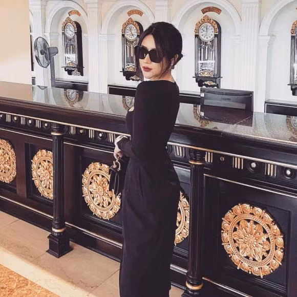 Khi thông tin này được chia sẻ, gái xinh Vân Navy đã rất bức xúc. Cô cho biết bản thân không muốn được chú ý theo cách này.