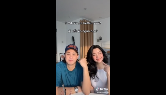 Mới đây, hot girl Hàn Hằng tiếp tục khiến netizen xôn xao khi khoe khéo mối quan hệ với bạn trai khi đăng tải đoạn video TikTok trên trang cá nhân.