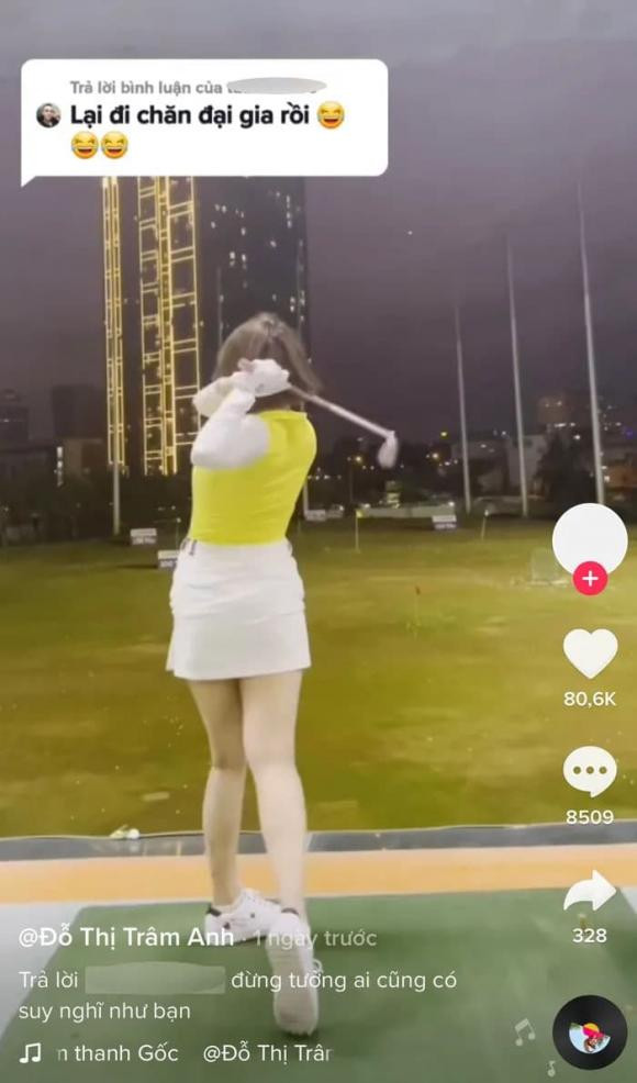 Câu trả lời của Trâm Anh thời điểm đó được cho là đang nói đùa bởi nhiều người đều biết cô nàng vốn rất hài hước.