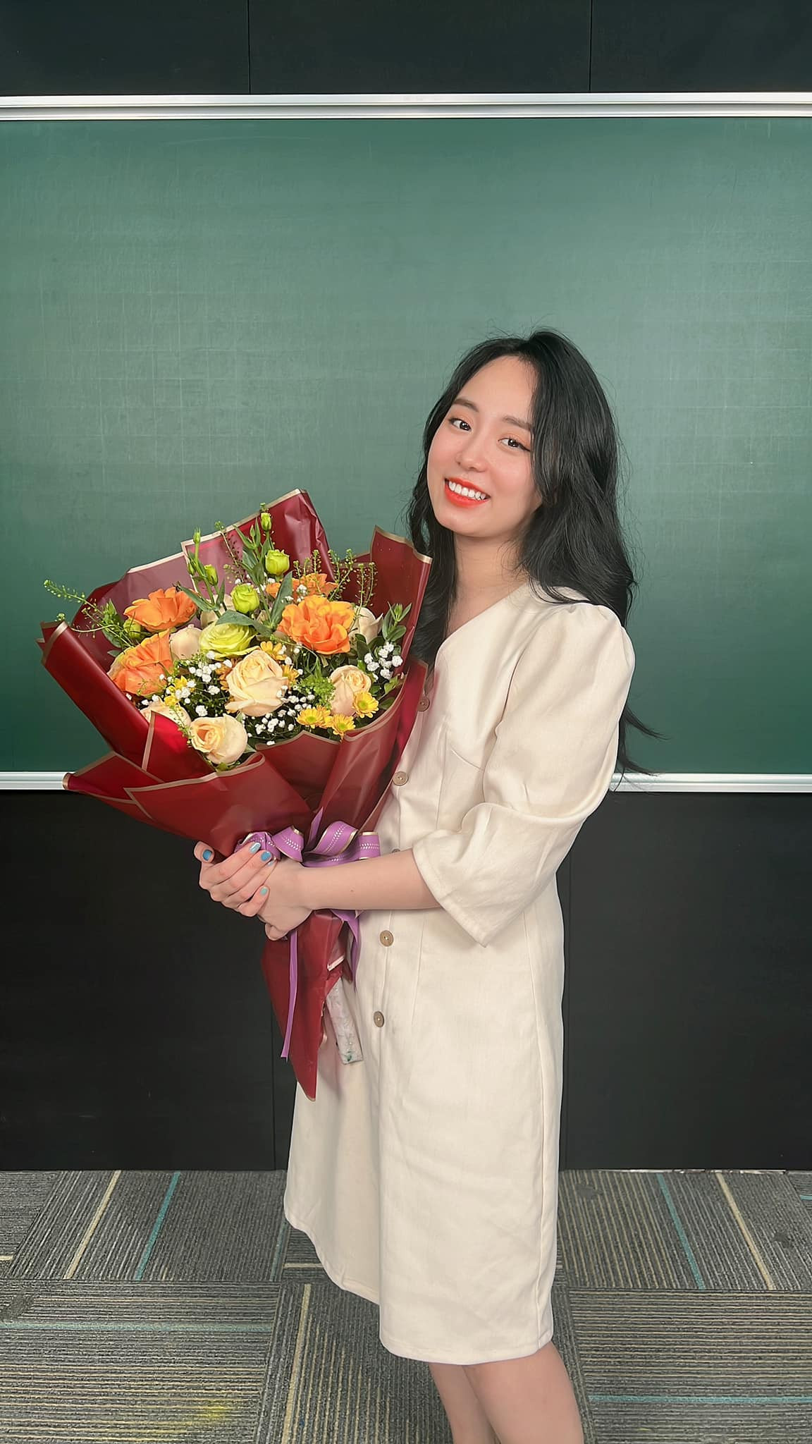 Xôn xao thông tin cô giáo Minh Thu chia tay bạn trai hot boy Xon xao thong tin co giao Minh Thu chia tay ban trai hot boy