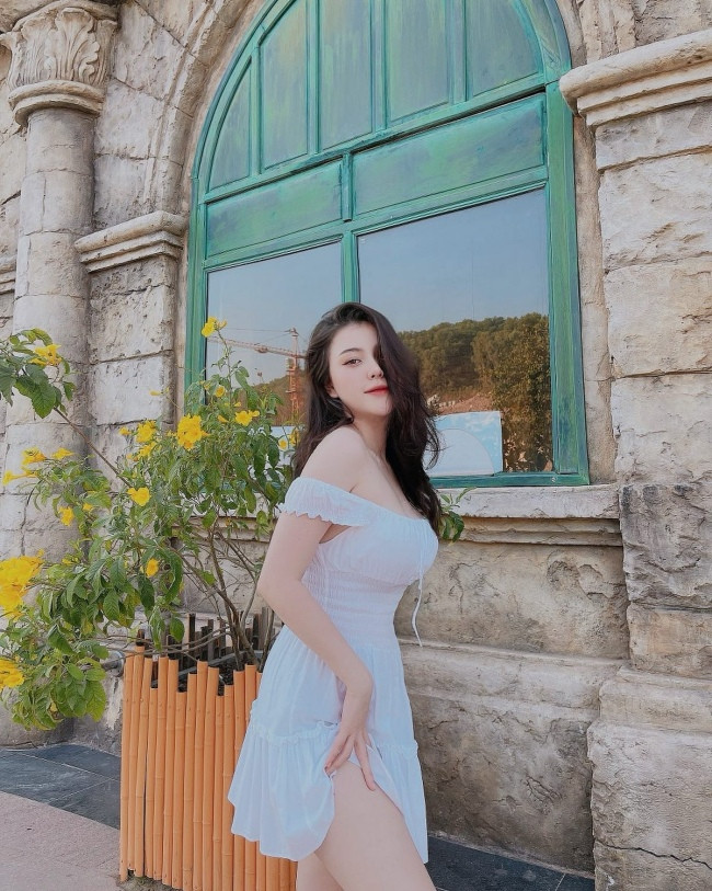 Trong khi phần lớn người ta muốn có một thân hình thon gọn thì Sunna lại theo đuổi hình ảnh tròn mập.