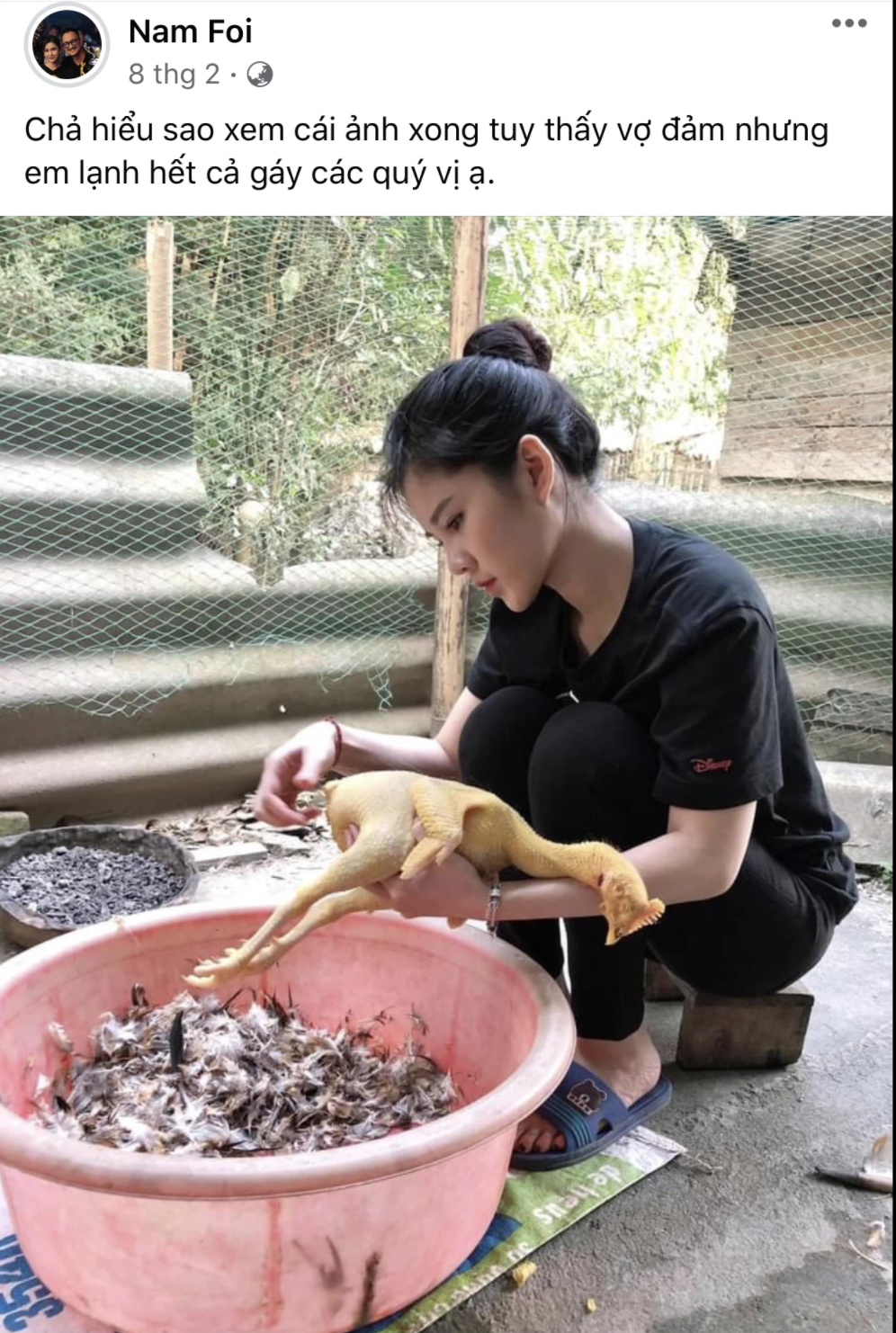 Chuyện tình của MC Thu Hoài nhiều lần khiến cư dân mạng thích thú và ngưỡng mộ.