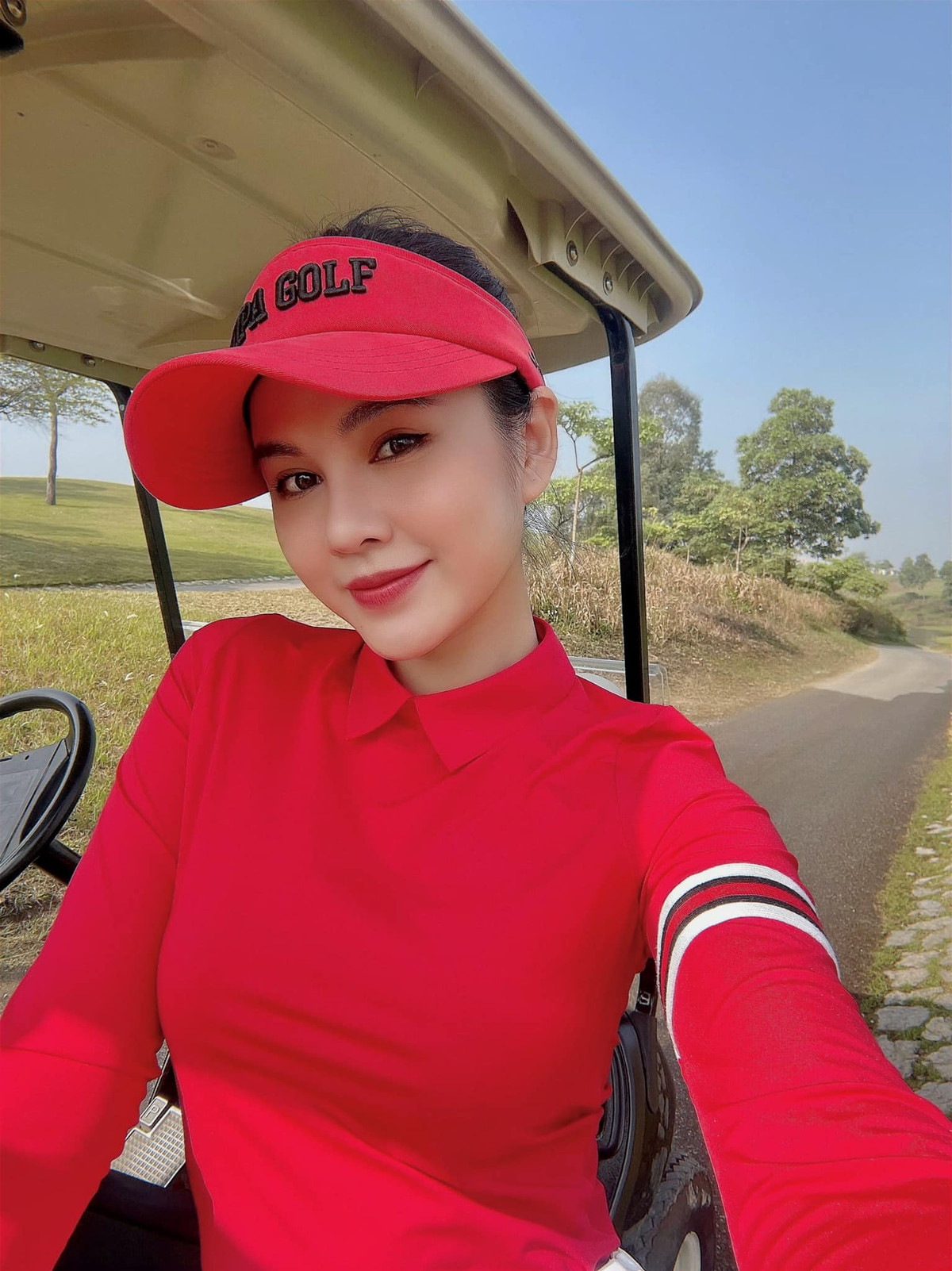 Gu thời trang và nhan sắc của nữ MC được khen ngày càng thăng hạng sau khi kết hôn. Ảnh: Tổng hợp