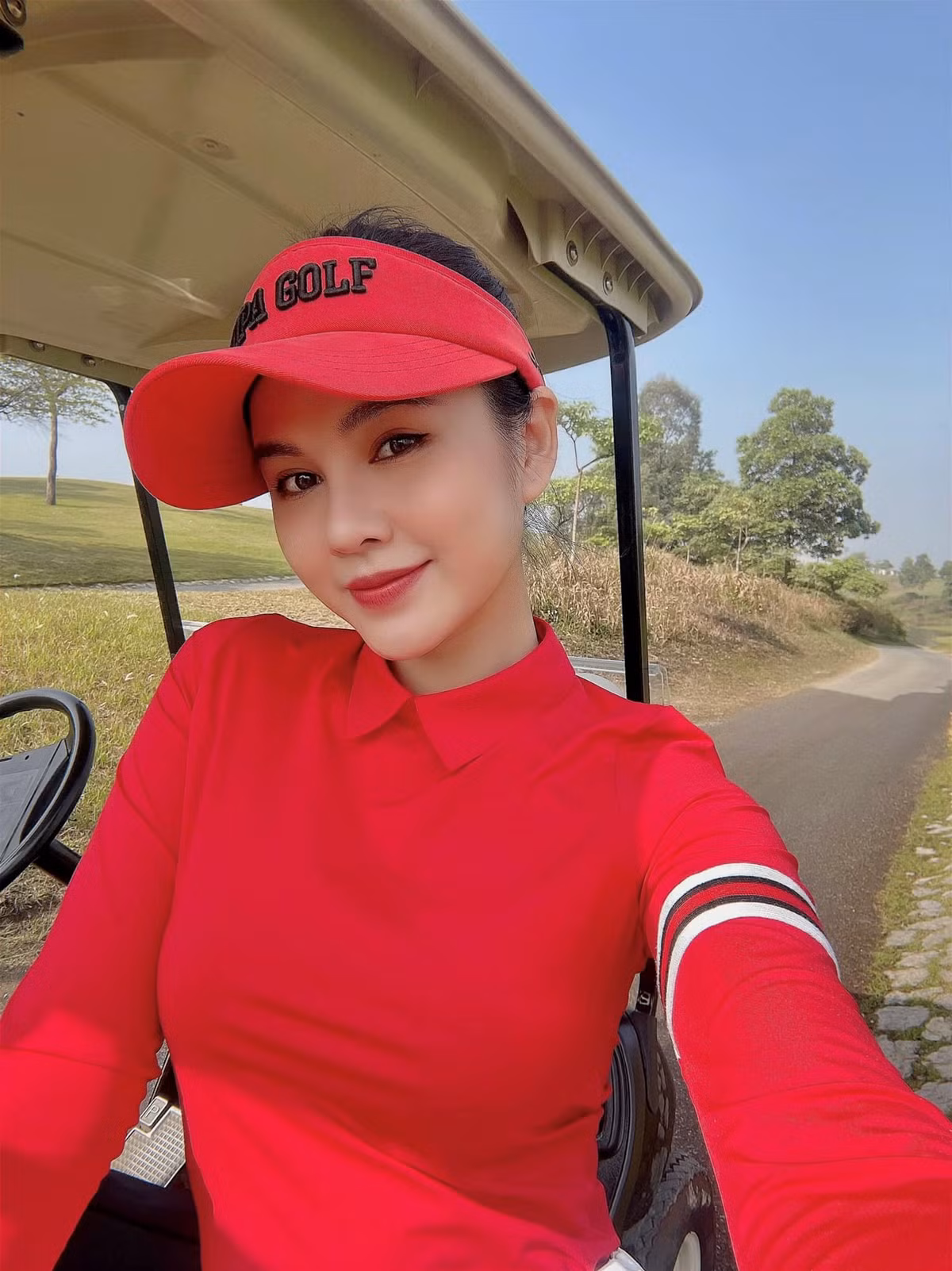 Gu thời trang và nhan sắc của nữ MC được khen ngày càng thăng hạng sau khi kết hôn. Ảnh: Tổng hợp