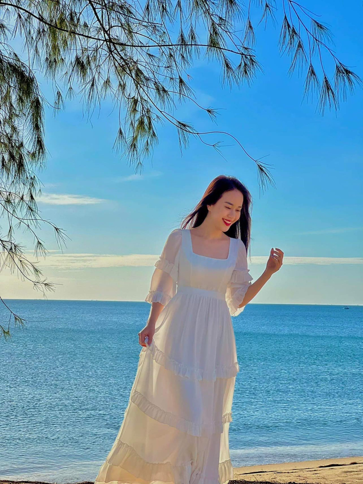 Trước đó, MC Mai Phương bất ngờ nhận được lời cầu hôn từ bạn trai sau 2 năm yêu.