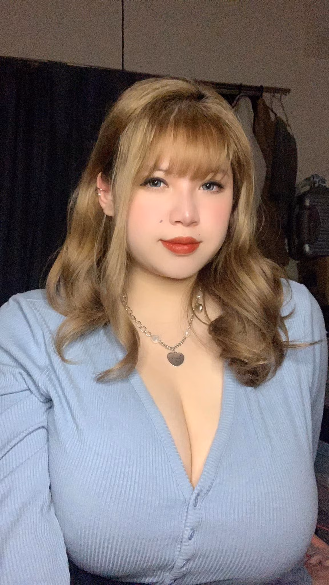 Theo hiện tượng mạng đến từ Hải Dương chia sẻ, cô quyết định về nước chỉ vì một câu nói từ bố mẹ. Theo đó, đấng sinh thành đã bày tỏ rất nhớ con.