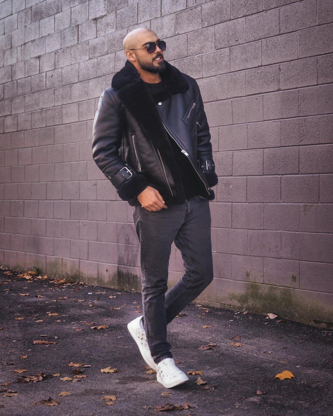 Tuy nhiên, những hình ảnh của cậu bé Diyab - con trai cặp đôi này lại khiến cư dân mạng xuýt xoa khen ngợi không ngớt. Mới hơn 4 tuổi, cậu bé đã lộ rõ nét đẹp đúng chất soái ca "vạn người mê".