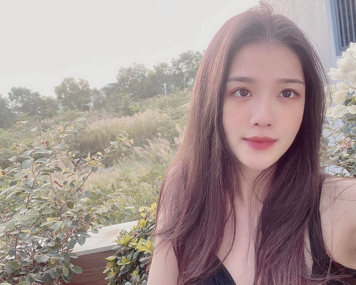 Dưới bài viết, mọi người hết lời ngợi khen nhan sắc, đồng thời chúc mừng Huyền My sắp lấy chồng.