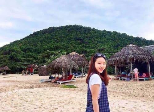 Ngô Mai Nhuệ Giang sinh năm 1993, là cựu sinh viên trường đại học đắt đỏ bậc nhất Việt Nam - RMIT.