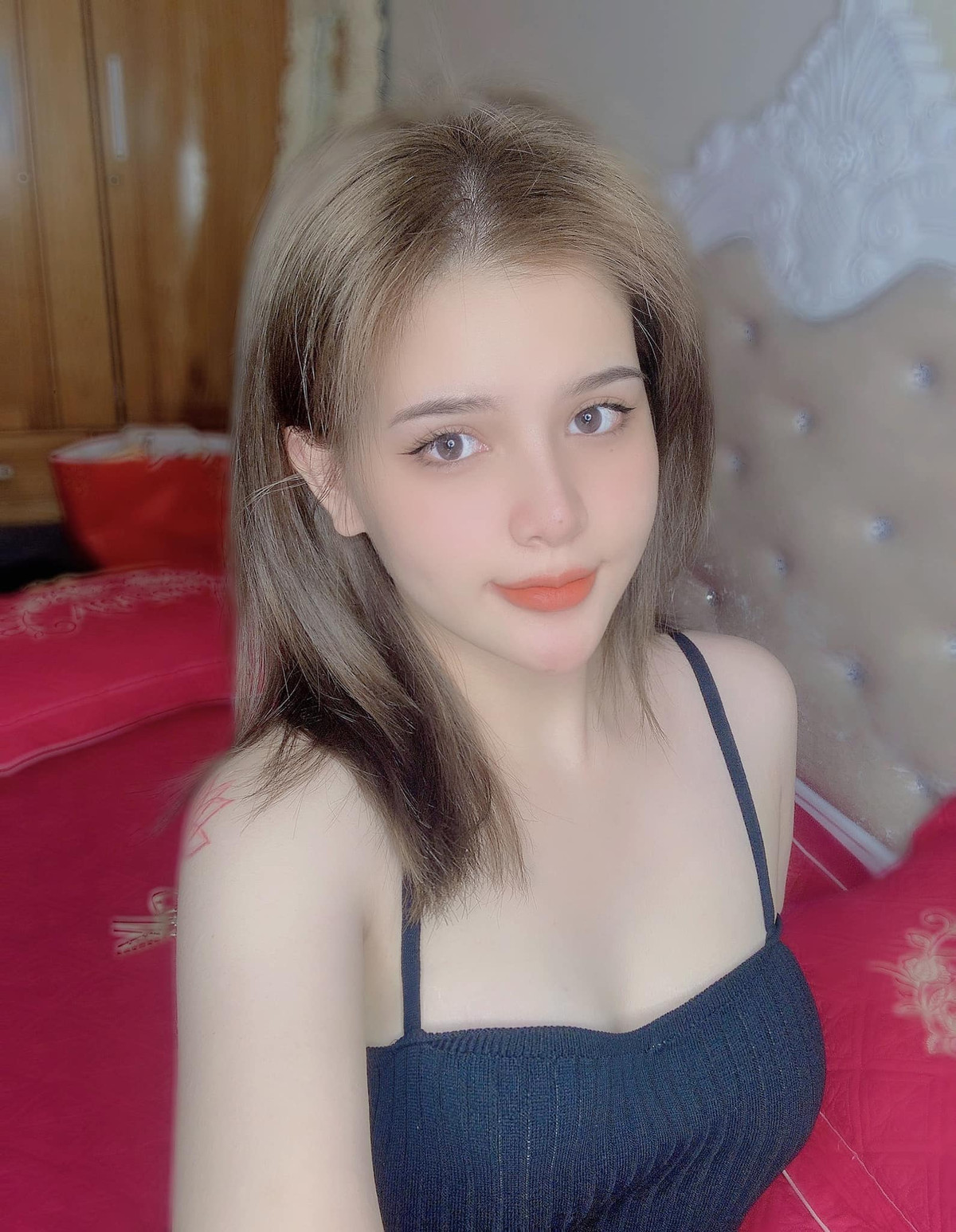 Nhan sắc hiện tại của Phương Hoa nhận được nhiều lời khen ngợi.