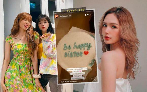 Đáp lại thắc mắc của khán giả, Xoài Non khẳng định: "Ai đồn ác vậy, tui nghỉ chơi hồi nào". Động thái này cho thấy mối quan hệ giữa bà xã Xemesis và nữ ca sĩ vẫn đang rất tốt đẹp.