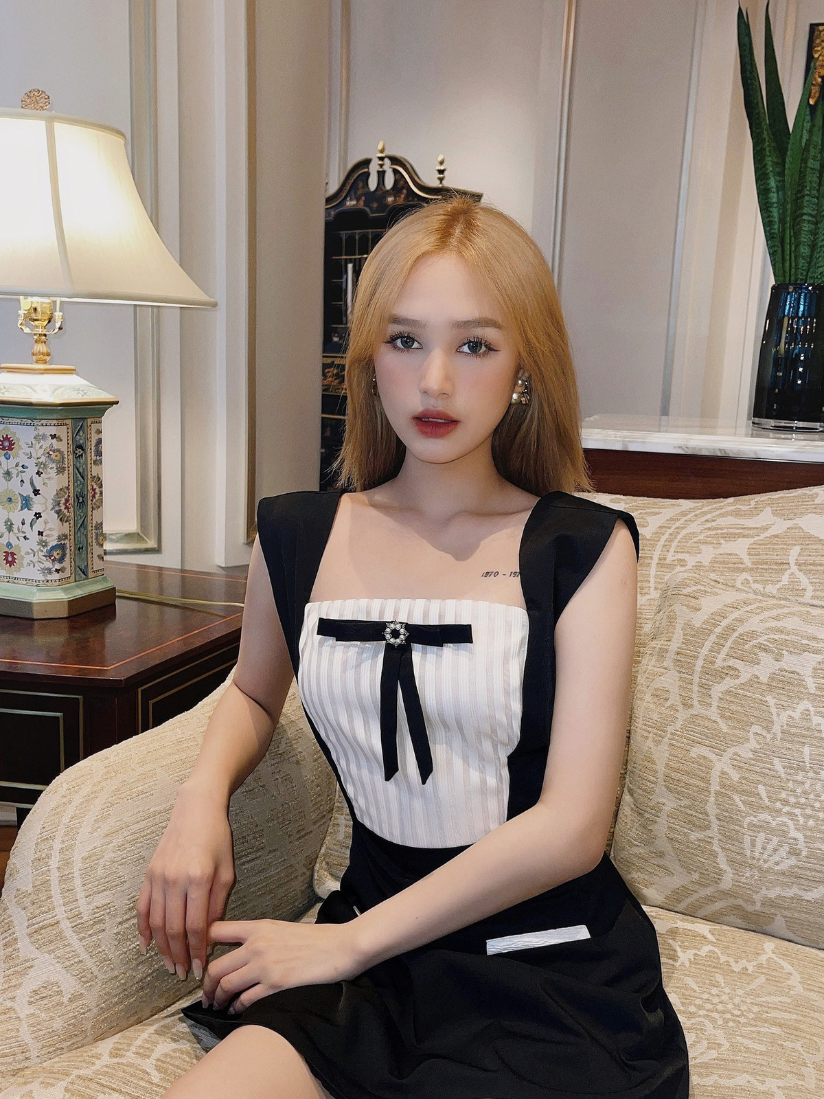 Có thể thấy tình bạn của Xoài Non và Thiều Bảo Trâm vẫn rất khăng khít hậu ồn ào. Ảnh: Tổng hợp