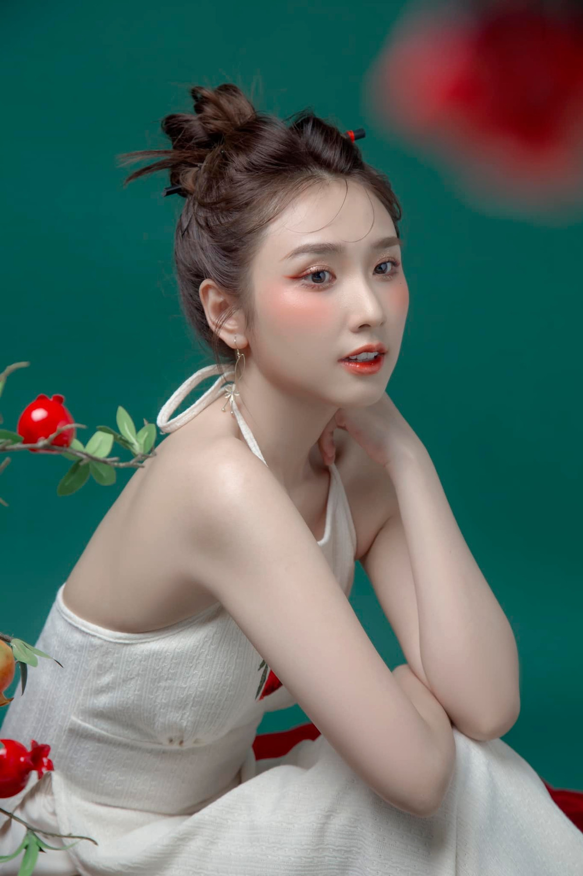 Cô nàng đẹp và nổi tiếng chẳng kém hot girl nào dù không theo đuổi con đường nghệ thuật.