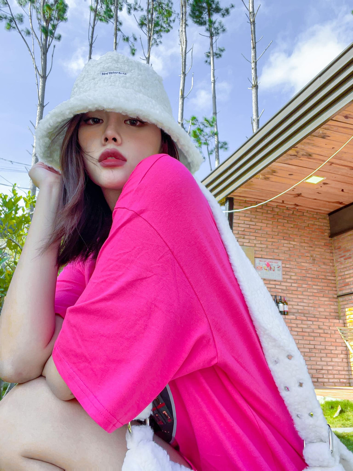 Hiện tại, dù chỉ mới ở tuổi 27 nhưng Huỳnh Tiên đã có trong tay khối tài sản cực "khủng", chạm được vào cái đích trong cuộc sống và sự nghiệp của mình.