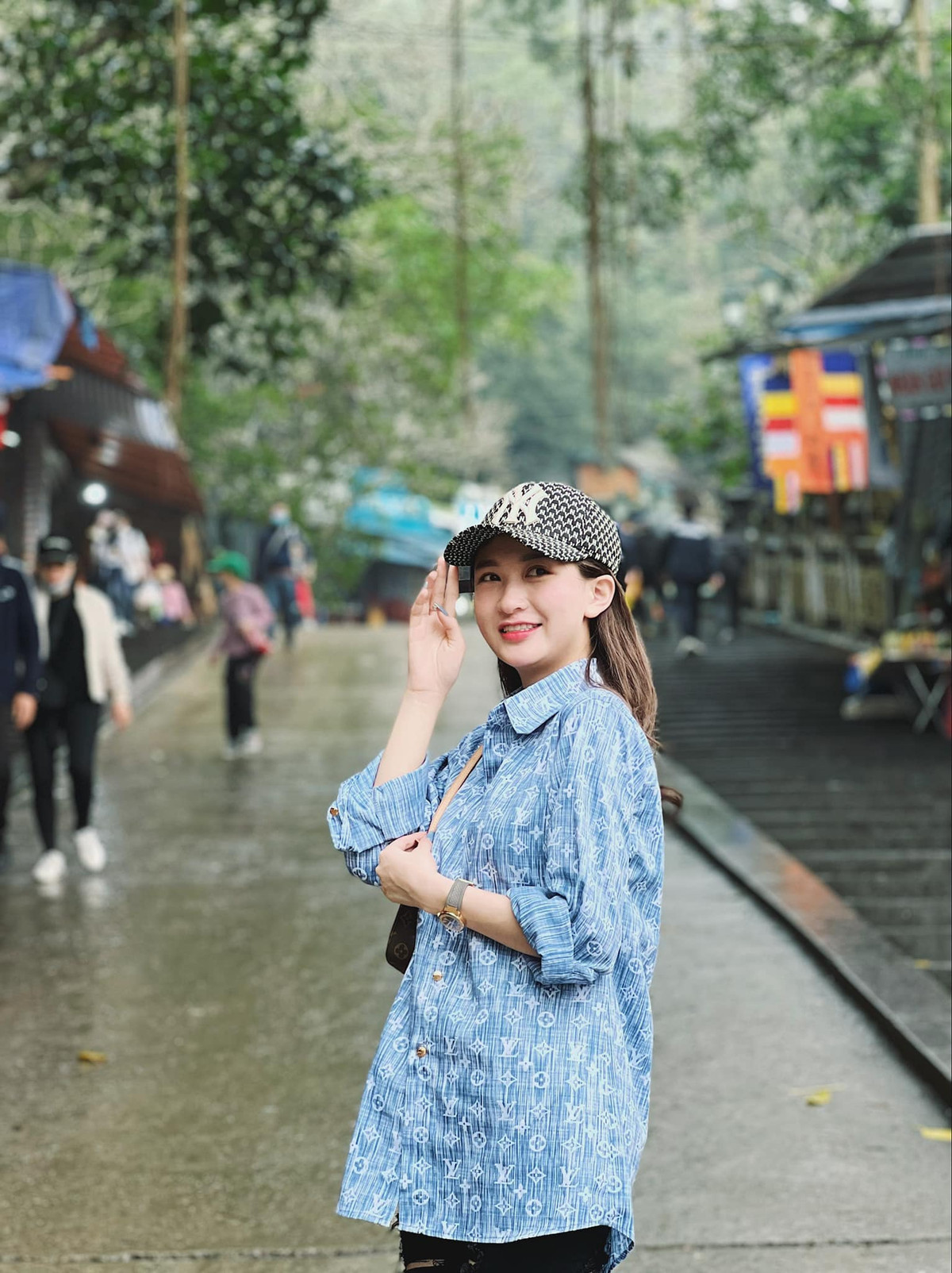 Theo đó, Thư Vũ cho biết đợi vài năm nữa sẽ lấy chồng. Năm nay, cô nàng cũng chưa có ý định sinh con.