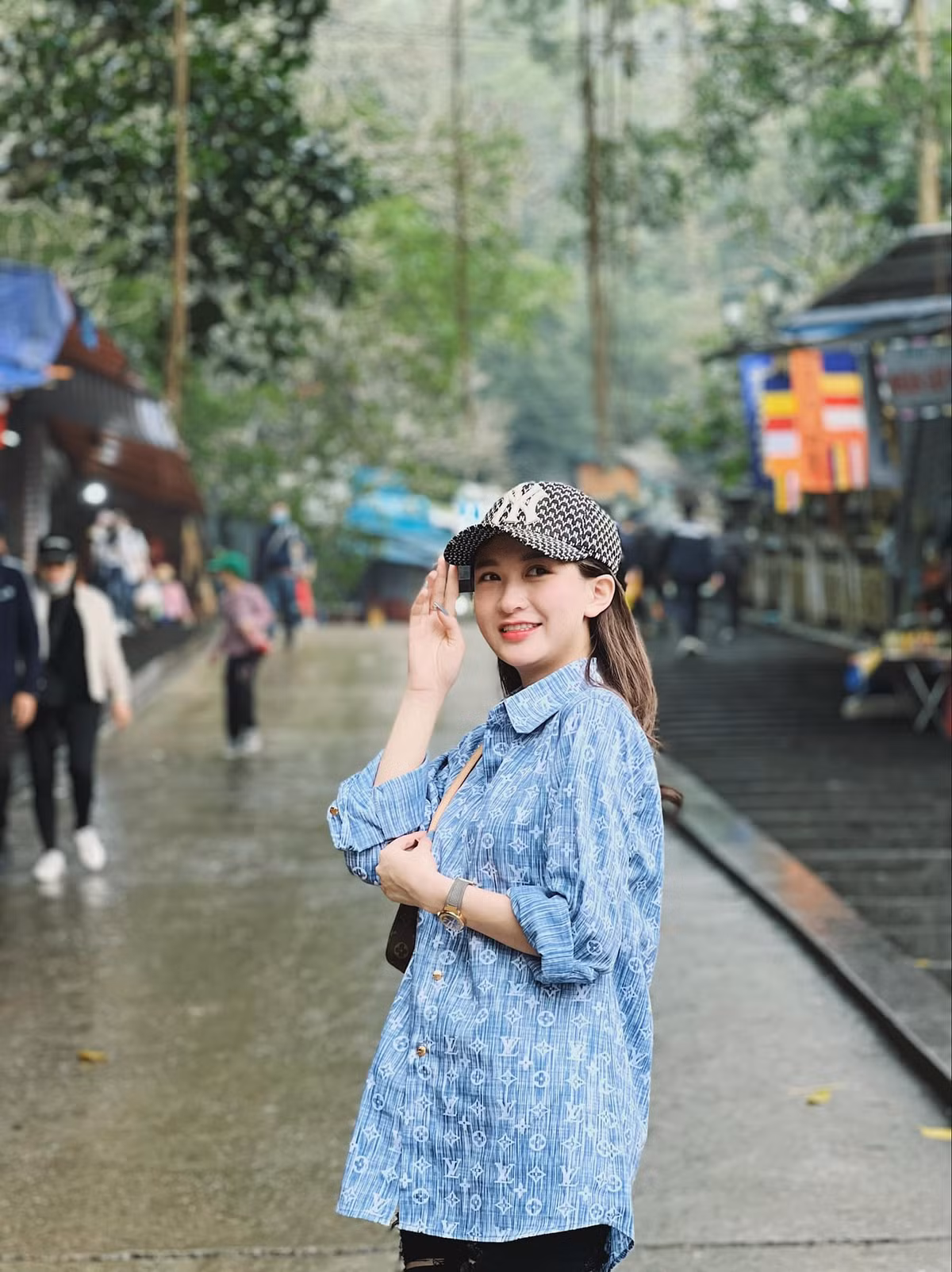 Theo đó, Thư Vũ cho biết đợi vài năm nữa sẽ lấy chồng. Năm nay, cô nàng cũng chưa có ý định sinh con.