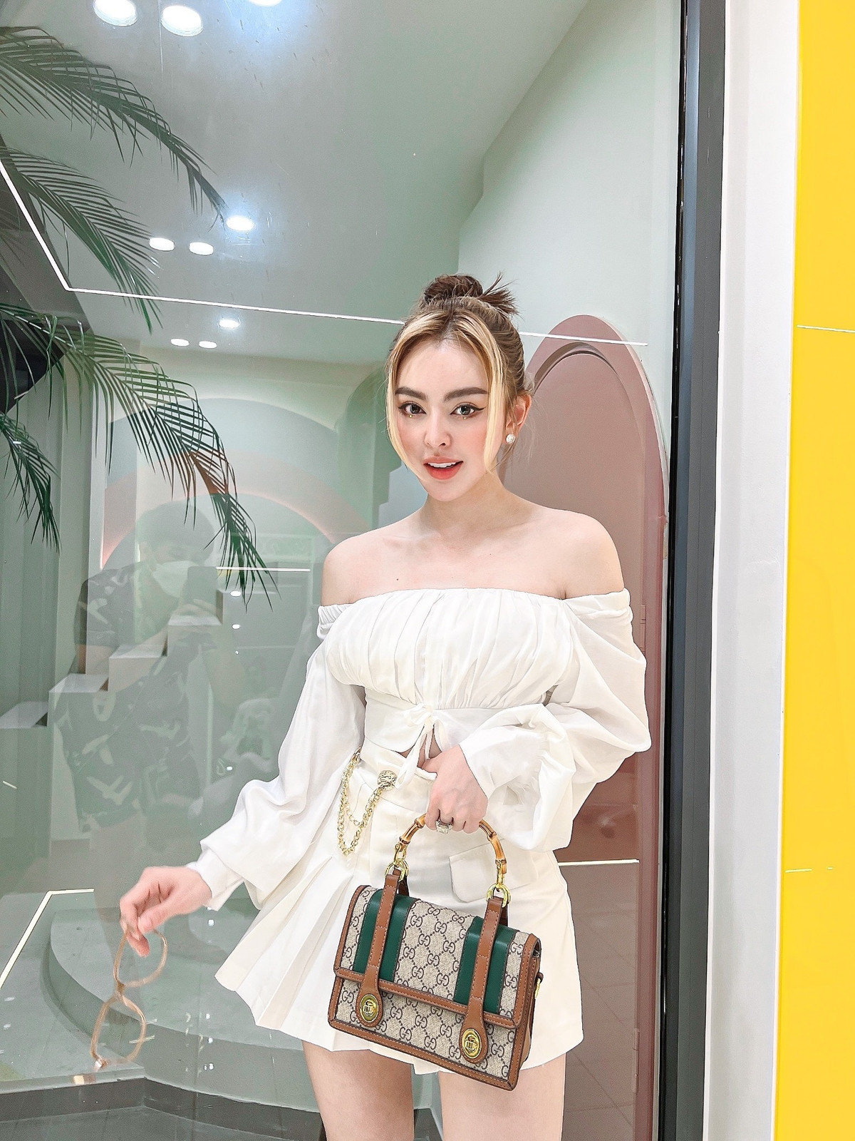 Độ giàu có và chịu chi của Trang Nemo khiến cư dân mạng không ít lần "choáng váng".