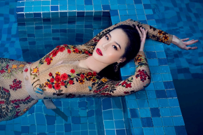 Được biết, Nguyễn Hoàng Bảo Châu từng tham gia thi Hoa hậu Việt Nam và lọt top 10 chung cuộc.