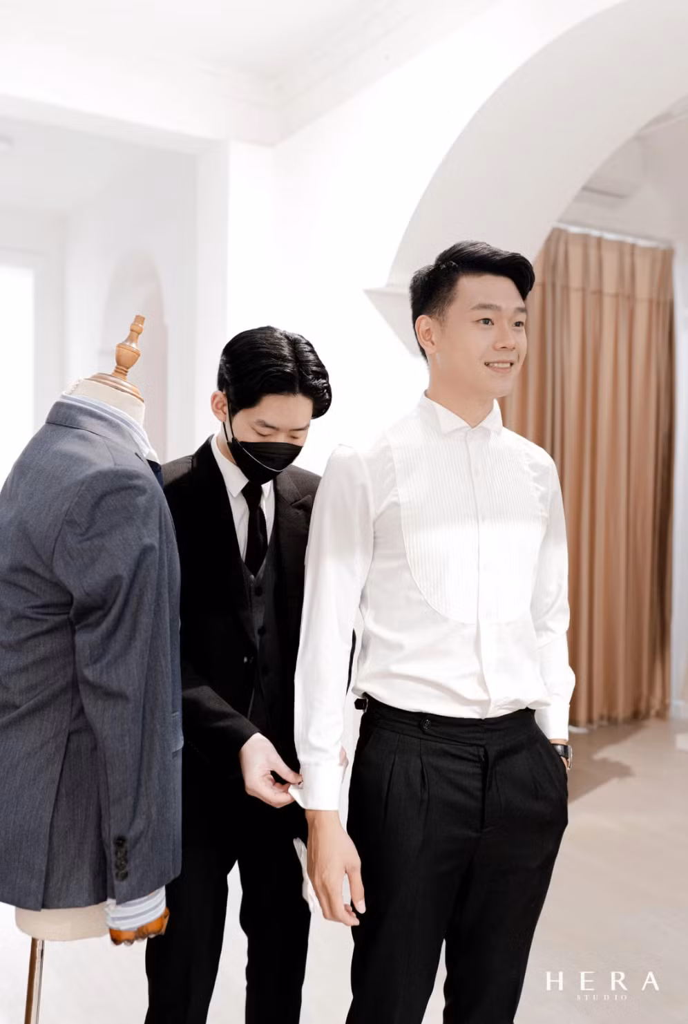 Việc trung vệ Nguyễn Thành Chung và bạn gái Ngô Tố Uyên sẽ tổ chức lễ cưới trong năm 2022 đã được nhiều người hâm mộ biết đến trước đó.