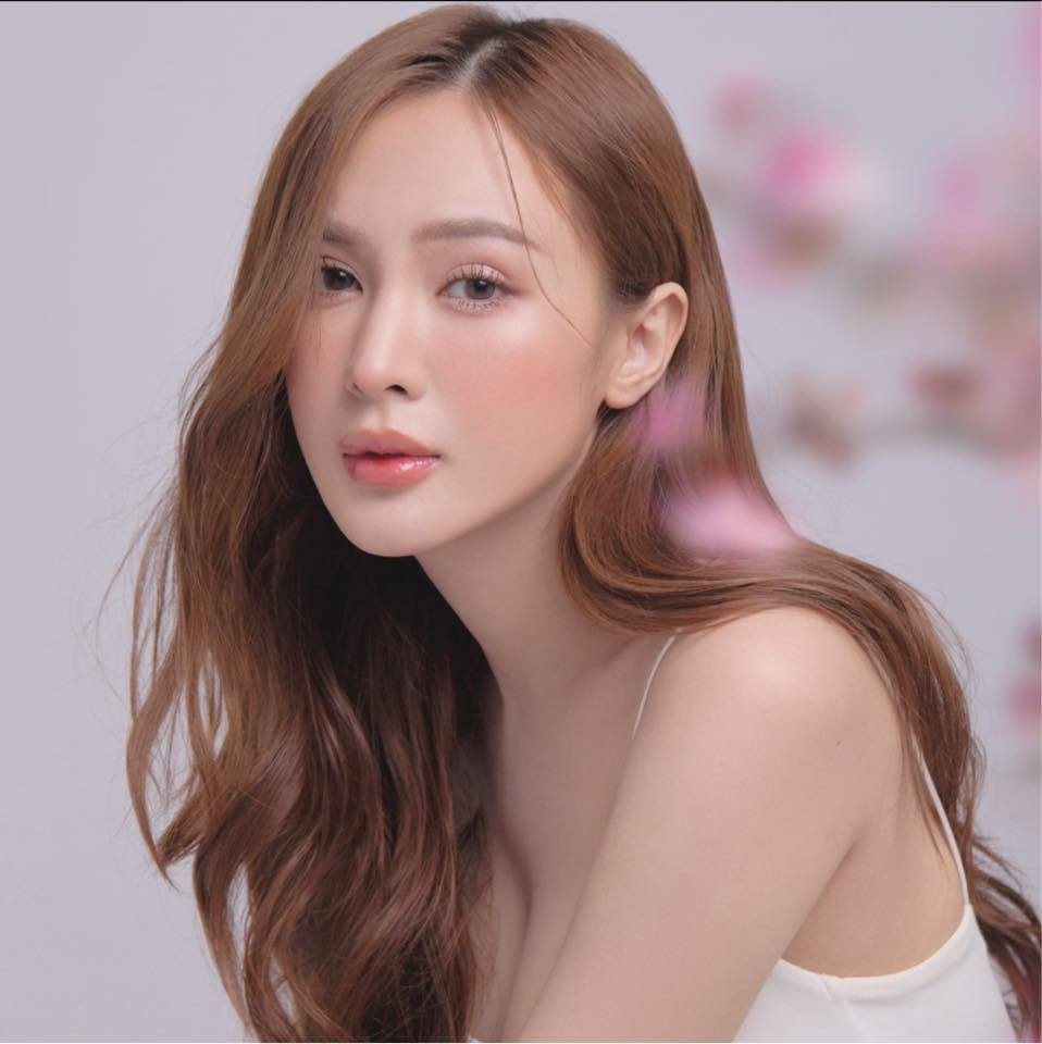 Nhiều năm nay, hot girl đời đầu gần như vắng bóng, tập trung phần lớn vào công việc kinh doanh cá nhân.