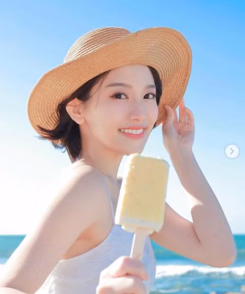 Nàng hot girl 9X thu hút hơn 700.000 follower tại trang cá nhân có tên @snowbabyq.