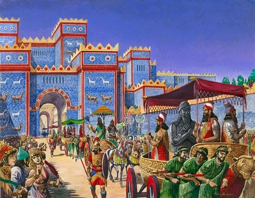 Vào tuần trăng đầu tiên sau tiết Xuân phân (cuối tháng Ba), người Babylon - nền văn minh cổ đại nổi tiếng vùng Lưỡng Hà - sẽ tiến hành lễ đón năm mới kéo dài nhiều ngày với tên gọi Akitu - nhằm tôn vinh sự tái sinh của thế giới tự nhiên. Nghi lễ này được thực hành từ khoảng năm 2000 TCN, được cho là đã được gắn bó sâu sắc với tôn giáo và thần thoại Babylon. Trong lễ Akitu, tượng của các vị thần được diễu hành qua các đường phố thành phố trong sự cuồng nhiệt của các cư dân.