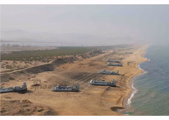 Ước tính Triều Tiên có khoảng 135-140 tàu đổ bộ đệm khí lớp Kong Bang.