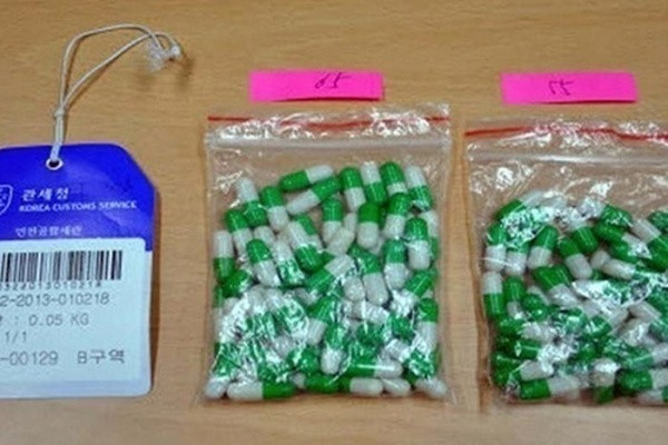 Hang nghin vien thuoc con nhong khong ro nguon goc suyt ra thi truong-Hinh-2