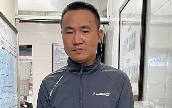 Lai xe ban tai bo chay, dam nhieu phuong tien o Ha Noi khai gi?