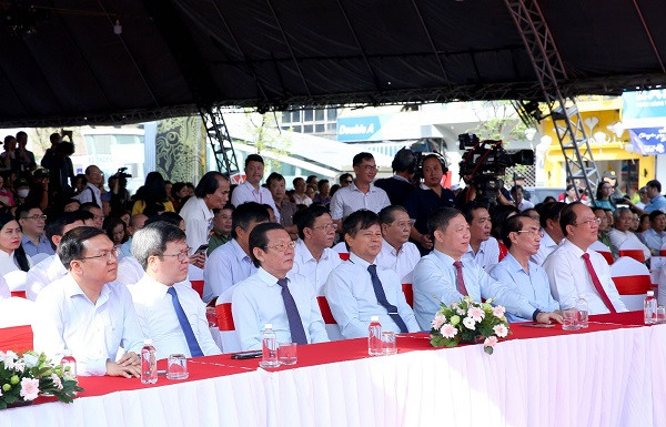 Be mac Hoi Bao toan quoc 2024: Bao chi thuc day doi moi sang tao-Hinh-3