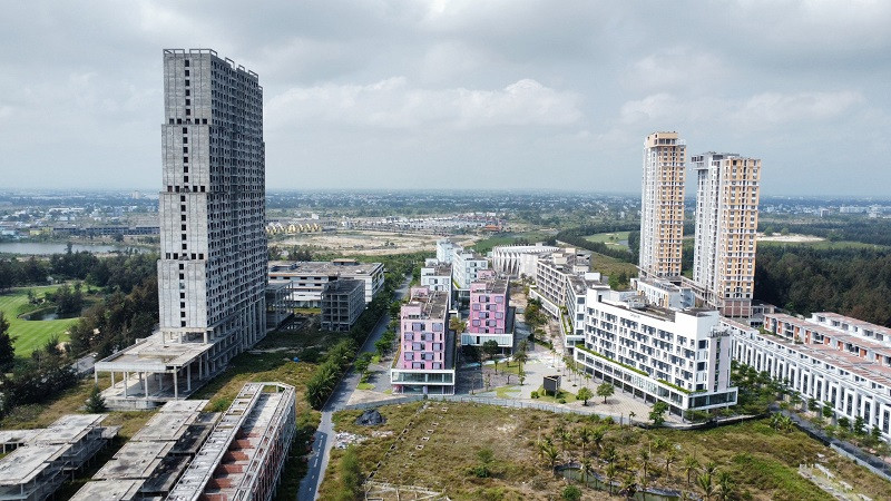 Thời điểm khởi công dự án, chủ đầu tư cho hay Cocobay có tổng vốn đầu tư 11.000 tỷ đồng được xây dựng trên tổng diện tích khoảng 31ha. Ảnh: Kinh tế môi trường. 