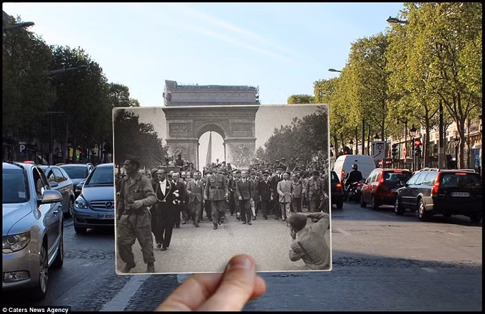Tổng thống Charles de Gaulle trên đại lộ Champ Elysees sau ngày chiến thắng phát xít Đức.