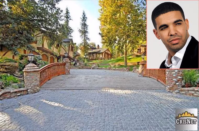 Rapper Drake bố trí riêng một nơi tập cưỡi ngựa trong căn biệt thự 7,7 triệu USD của anh ở Hidden Hills, California.