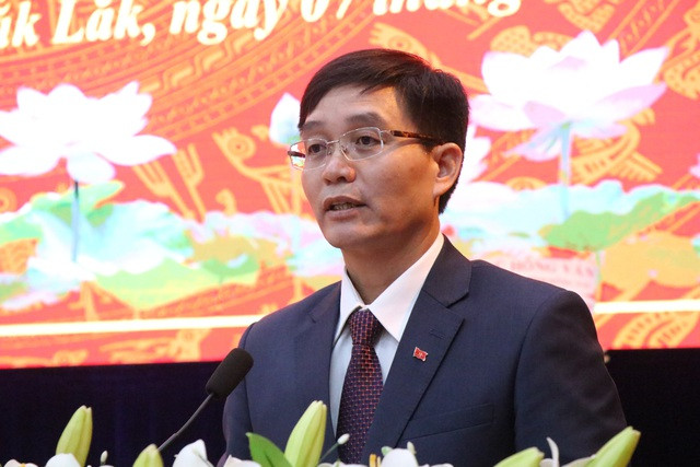  Bí thư Tỉnh ủy Đắk Lắk Nguyễn Đình Trung làm Trưởng Ban Chỉ đạo phòng, chống tham nhũng, tiêu cực tỉnh Đắk Lắk. Ông Trung 49 tuổi; quê quán Nghệ An.