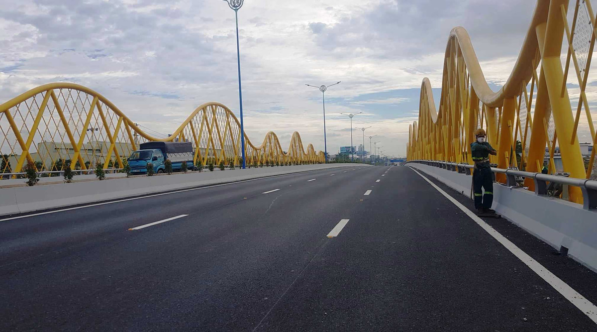 Cận cảnh dự án cầu vượt Ngô Quyền tại nút giao đường Ngô Quyền và Quốc lộ 5.