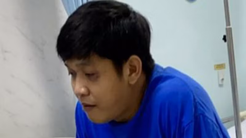  Nghi bị cài định vị, đâm thương vong cha con chủ tiệm điện thoại. Ngày 21/8, Công an tỉnh Đồng Nai đã bắt khẩn cấp đối tượng Ứng Thế Huy, 30 tuổi, trú TP Biên Hòa để điều tra về hành vi giết người. Tối 19/8, nghi bị bố mình cài định vị tại tiệm điện thoại của anh Phạm Hoàng Long (37 tuổi, TP Biên Hòa), Huy tìm đến tiệm điện thoại và xảy ra mâu thuẫn. Sau đó Huy dùng dao đâm anh Long nhưng người này né được. Bố anh Long là ông Phạm Hoàng Thông đã chạy ra can ngăn thì bị Huy dùng dao đâm vào ngực và tử vong.