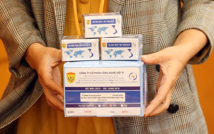  Long An mua 51,9 tỷ đồng kit test PCR thì của Việt Á là hơn 38,3 tỷ đồng, đơn giá là 367.500 đến 525.000 đồng.