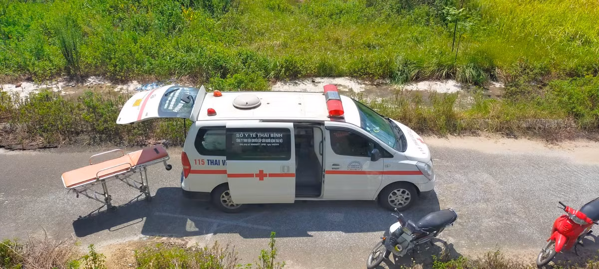 Thai Binh: Nguyen nhan nguoi dan ong treo co trong ngoi nha xay do?