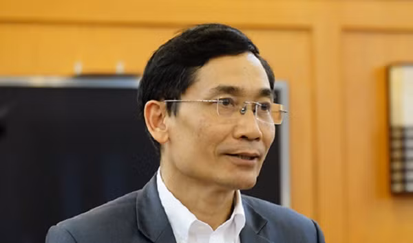  Cựu Phó Vụ trưởng Vụ Khoa học &amp; Công nghệ các ngành kinh tế kỹ thuật (Bộ KH&amp;CN) Trịnh Thanh Hùng bị Cơ quan Cảnh sát điều tra Bộ Công an khởi tố về tội Lợi dụng chức vụ quyền hạn trong khi thi hành công vụ ngày 31/12/2021.