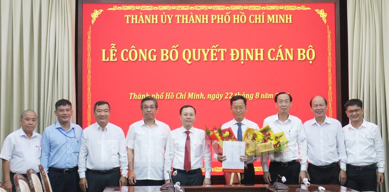 Từ tháng 10/2016 đến nay là Trưởng Phòng Theo dõi công tác phòng, chống tham nhũng (Ban Nội chính Thành ủy TP HCM).