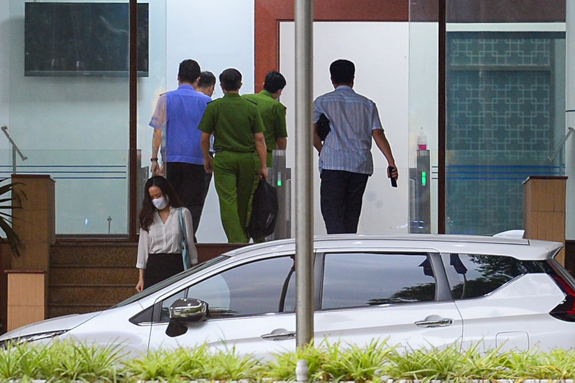 Đáng chú ý, từ những vi phạm của Viện trưởng Viện vệ sinh dịch tễ Trung ương Đặng Đức Anh trong việc xác nhận chất lượng bộ sinh phẩm xét nghiệm COVID-19 do Học viện Quân y và Công ty Việt Á phát triển đã kéo theo nhiều vi phạm và để Bộ Y tế cấp số đăng ký lưu hành bộ kit xét nghiệm COVID-19 được mang tên Công ty Việt Á sản xuất.