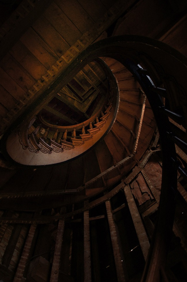 Lâu đài ba tầng ban đầu được xây dựng giữa năm 1875 và 1880 cho Frank Knox. Nó từng được bán vào năm 1928 và tái cấu trúc thành một khách sạn và nhà hàng.