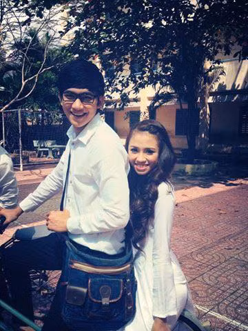 Hết Mỹ Nhân, Khánh Linh, cư dân mạng lại lôi ảnh cũ của cô nàng quảng cáo Thiên Nga ra để soi. Rõ ràng, gương mặt của Thiên Nga không được tươi tắn như hiện tại. Ảnh: FB Phuong Vy.