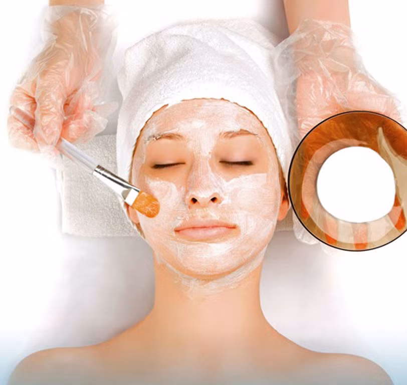 Sữa tươi còn có tác dụng giảm nếp nhăn vô cùng hiệu quả. Bạn có thể trộn 1 muỗng canh sữa tươi, 3 muỗng cà phê dầu ô liu và bột mì rồi đắp lên mặt, sau đó rửa sạch với nước ấm. Mặt nạ này có tác dụng giảm nếp nhăn và tăng độ đàn hồi cho da. (Nguồn Sieuthisuatuoi)