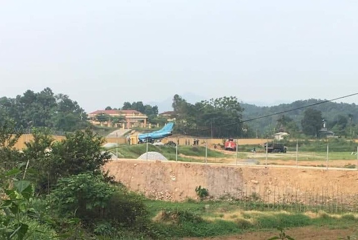 Bo Quoc phong thong tin vu Su-22M4 gap su co o Yen Bai, phi cong thoat nan